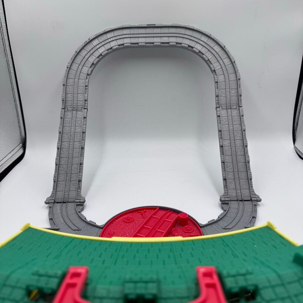 Fisher-Price Thomas & Friends Take-n-Play Folding Tidmouth Sheds Portable Set - Picture 9 of 12